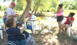 Río presidio lugar concurrido durante los fines de semana por familias de la zona rural.