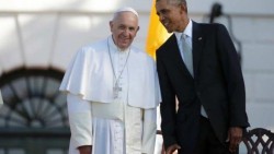 Los Obama dan la bienvenida al Papa en la Casa Blanca