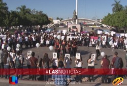 Marcha para recordar el primer año de Ayotzinapa