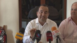 Comerciantes enviaran iniciativa al Congreso para mantener el programa de entrega de útiles y uniformes escolares