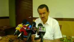 Conforman bolsa para apoyar a temporaleros afectados por plagas