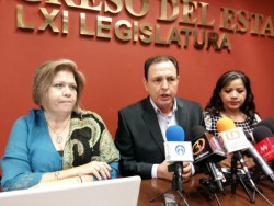 El grupo parlamentario del PAN, exige la destitución del Delegado del IMSS