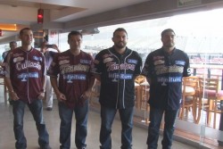 Presentan oficialmente a los campeones guindas