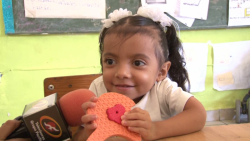 América, una niña con huesitos de cristal