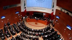 Senadores plantean aplazar el 'apagón analógico'