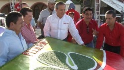 Festeja 53 años Vargas Landeros, en Mazatlán.