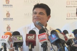 Anuncian plan piloto para urbanos que usen gas natural.