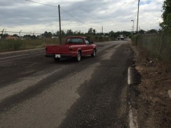 Realizan trabajos de reparación de calle en sector Nueva Galicia