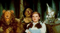 Subastarán vestido de Dorothy por 1 mdd