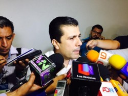 Investiga la PGJE probable abuso de autoridad por parte de la Marina en contra de 2 Policías Municipales de Angostura
