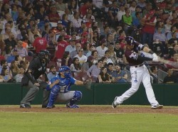 Lllega otro Grandes Ligas a los Tomateros