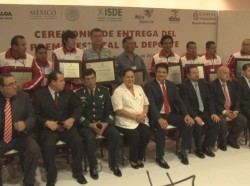 MALOVA entrego el Premio Estatal del Deporte