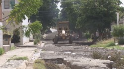 Están arreglando la calle Oslo en Fraccionamiento  Villa Verde