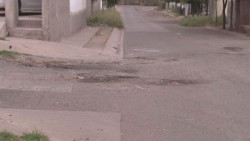 Calles en mal estado en  Fraccionamientos Villas del Humaya y Jardínes del Pedregal