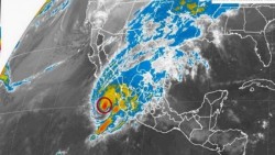 "Sandra" se degrada a huracán categoría 1