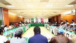 PGR y Segob reciben a padres de los 43 normalistas de Ayotzinapa