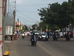 La UAS realiza marcha en celebración de su 50 años de autonomía
