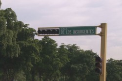 Siguen sin funcionar los semáforos en Insurgentes y 16 de Septiembre