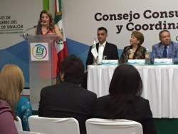Disminuye la deserción escolar en COBAES