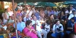 Generales retirados disfrutan de los atractivos turísticos de Mazatlán.