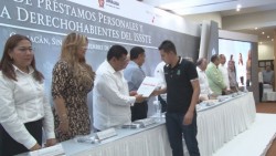 Se benefician con préstamos derechoabientes del ISSSTE.