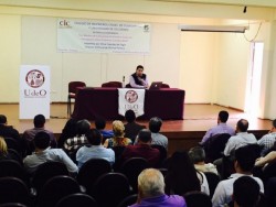 Presentan conferencia sobre "Los Medios de Comunicación frente a casos de corrupción entre empresas constructoras"