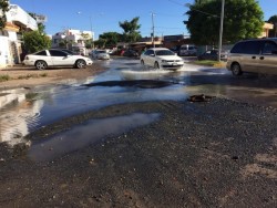 Problema con alcantarilla de aguas negras.
