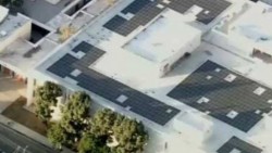 Cierran más de 900 escuelas en Los Ángeles por amenaza de bomba