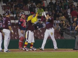 Tomateros gana el primero de la serie 5-2 a Mayos