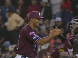 Tomateros barre a Mayos
