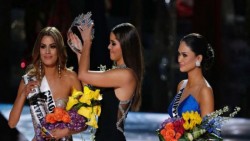 Filipinas gana Miss Universo 2015; presentador da triunfo a Colombia por error