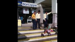 Clausuran tienda Coppel que agredió a indigentes en Tepic