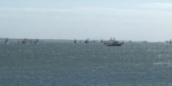 Se refugian embarcaciones camaroneras en puerto, ante las condiciones climatológicas del Pacífico Norte.