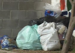 Retraso en la recolección de basura registran algunos fraccionamientos de la ciudad.