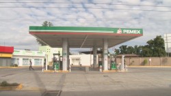 En promedio bajo 3% el precio de la gasolina en México