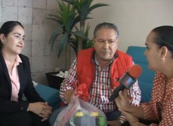 Entrega regalos SNTE 53 a Canal 7, para fortalecer la campaña "Un regalo de Alegría".