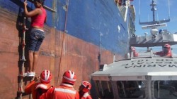 Semar rescata a nueve cubanos que naufragaban en Isla Mujeres