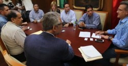Sostiene reunión Alcalde con personal de SCT y Ferromex.