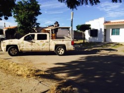 Militares mantienen sitiado un domicilio del Fracc. Santa Anita