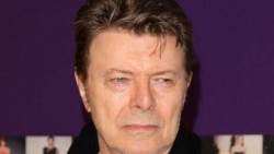 Muere David Bowie, estrella del rock británico, víctima de cáncer
