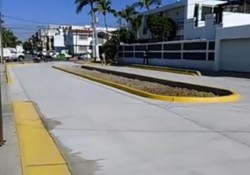 Con una inversión de más de medio millón de pesos, concretan pavimentación de calles en Mazatlán.