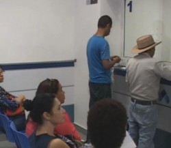 Contribuyentes cumplidos aprovechan descuentos por pronto pago del impuesto predial.
