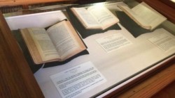 Rescata IEEPO libros y documentos de escuelas normales de Oaxaca