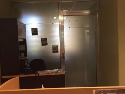 Oficina de Diputada Lucero, sin el letrero identificador