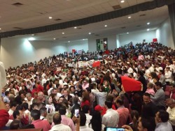 Llega Quirino Ordaz al auditorio del PRI para solicitar su registro como precandidato del PRI a la gubernatura