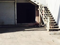 Piden al Ayuntamiento que tomen cartas en el asunto sobre un local abandonado