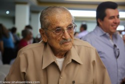 Don Antonio Toledo Corro, contento por el título de Venados, anuncia estadio nuevo para Mazatlán.