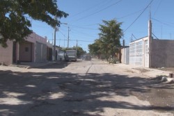 Piden que pavimenten la calle Martín Luis Guzmán