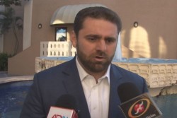 Aspiran o declinan en favor de alguien los diputados.