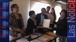 Entregan reconocimientos a participantes de Concurso Internacional de Arte en Miniatura 2015
